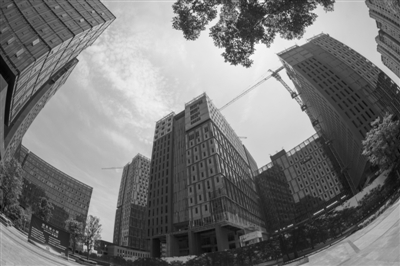 钱江世纪城如何打造国际化新城区？杭州湾信息港为何能吸引那么多人才？