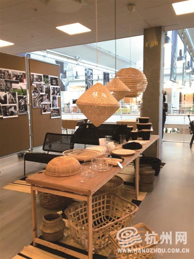 宜家设计师——杭州姑娘柯晨怡设计的宜家新品，将竹元素添加到了灯、收纳筐、菜罩中。