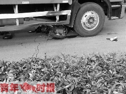 工程车又又又闯祸 右转碾轧电动车致骑车人死亡