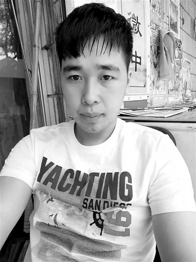 砍杀同事一家四口的嫌犯去向不明 公安部发布B级通缉令 砍杀同事一家四口的嫌犯去向不明 公安部发布B级通缉令