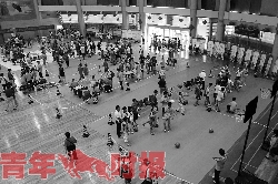 杭州要实现“15分钟健身圈”全覆盖 旧厂房、仓库都可能成为“健身房” 杭州要实现“15分钟健身圈”全覆盖 旧厂房、仓库都可能成为“健身房”