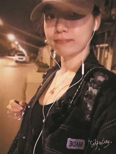 小萍护士生活照