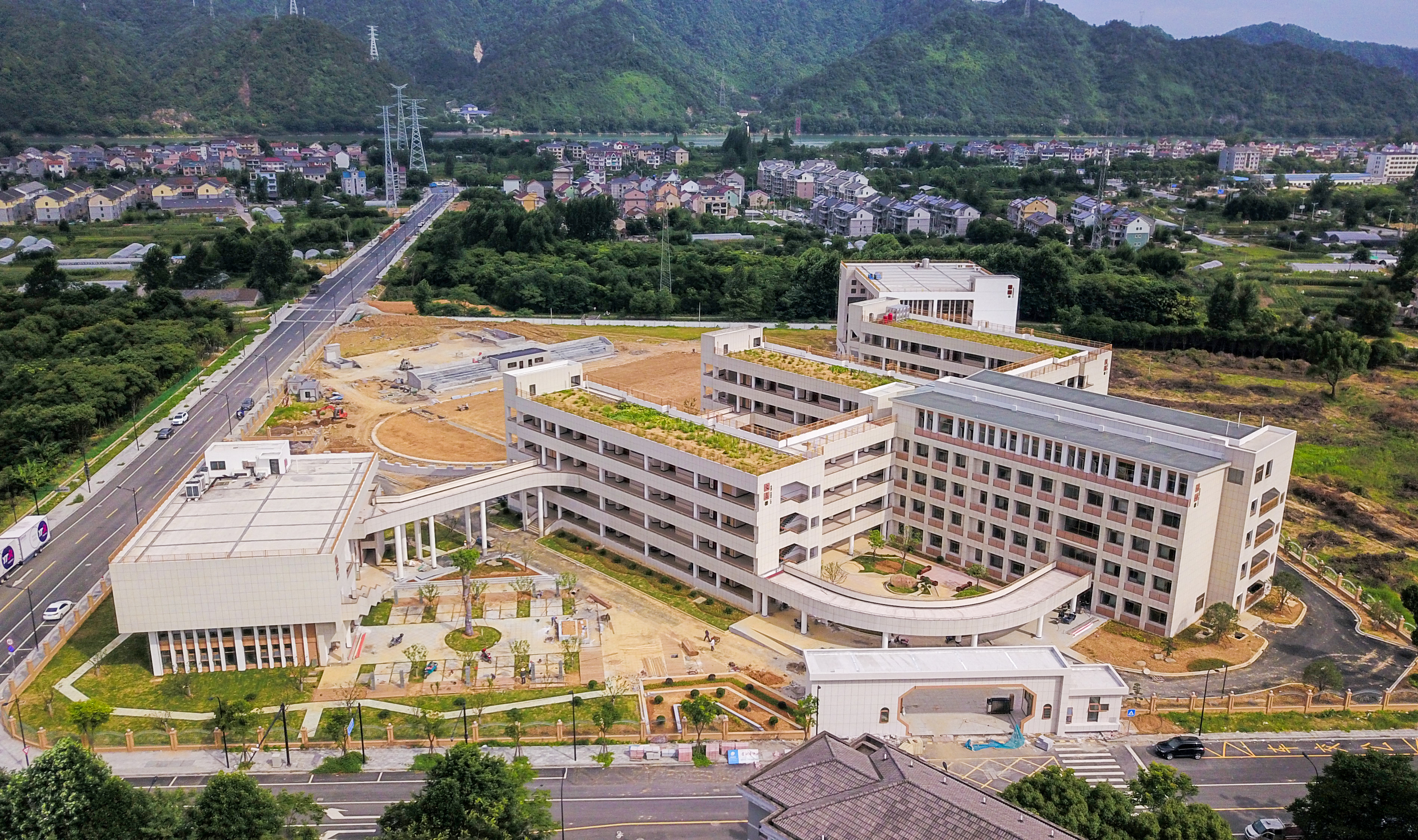 文正小学新学期正式投入使用